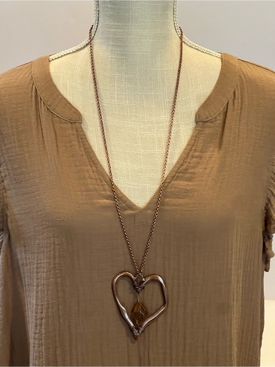 Shellymic jewelry Jewelry - Artisan Copper Heart Necklace with Stone Accent